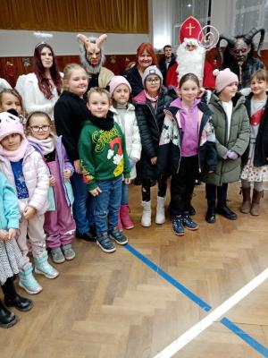 Vystoupení sboru "Hříbátka" ve Dřetovicích 1